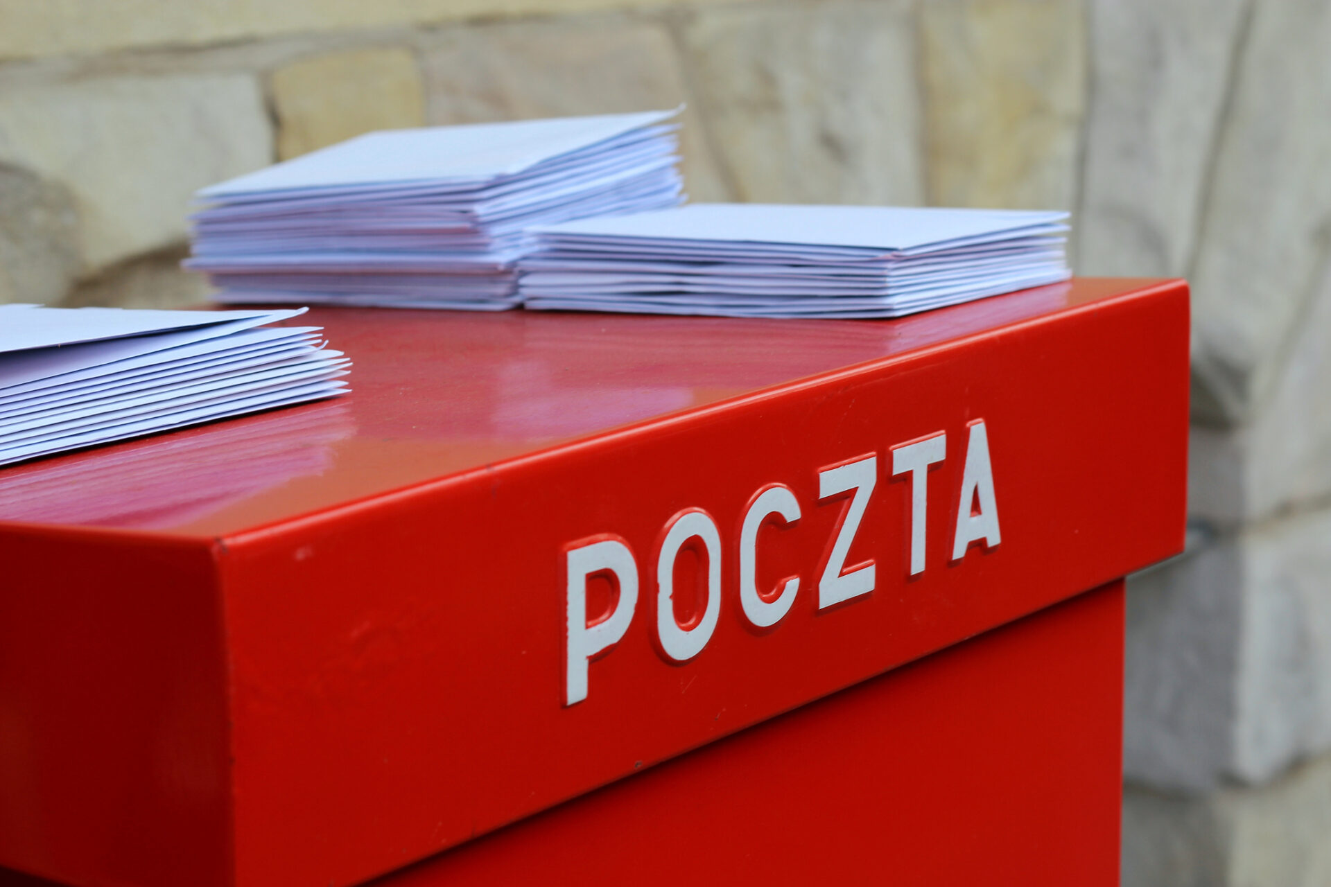 Poczta Polska potrzebuje reformy, a nie kolejnych  przywilejów