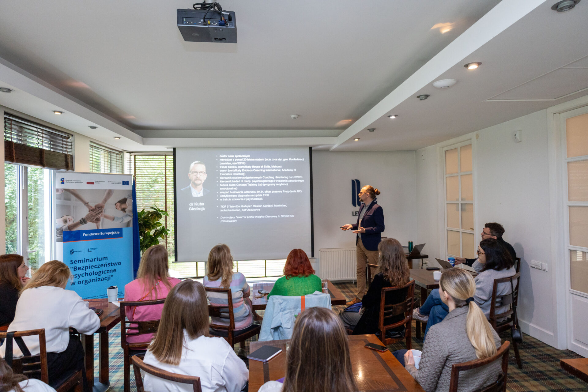 zdjęcie z seminarium